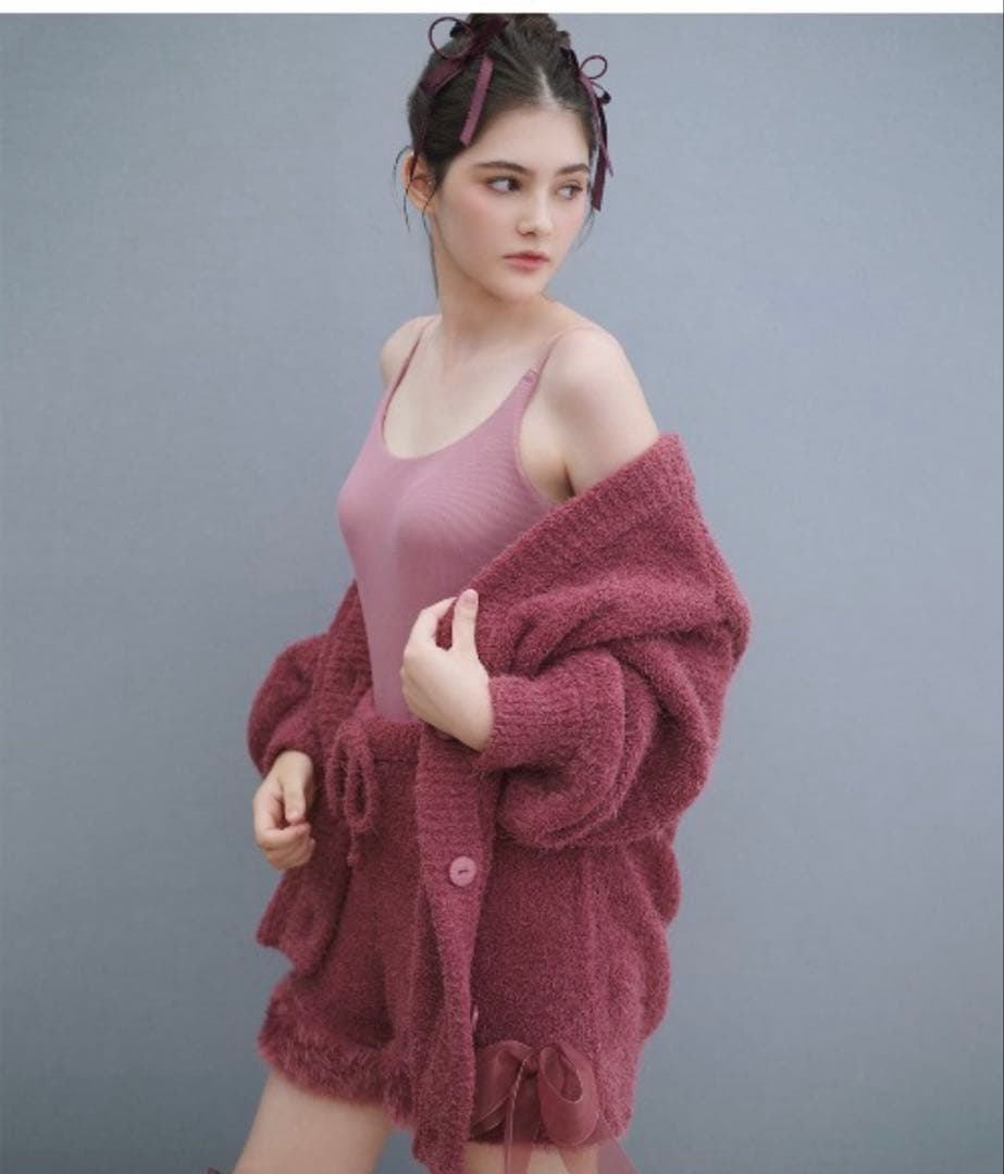 ピーチジョン PEACH JOHN フェザー カーディガン パンツ ソックス