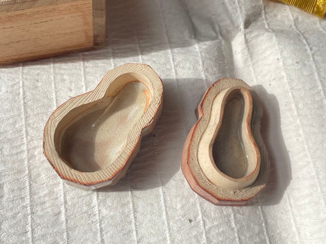 萩焼　花香合　共箱