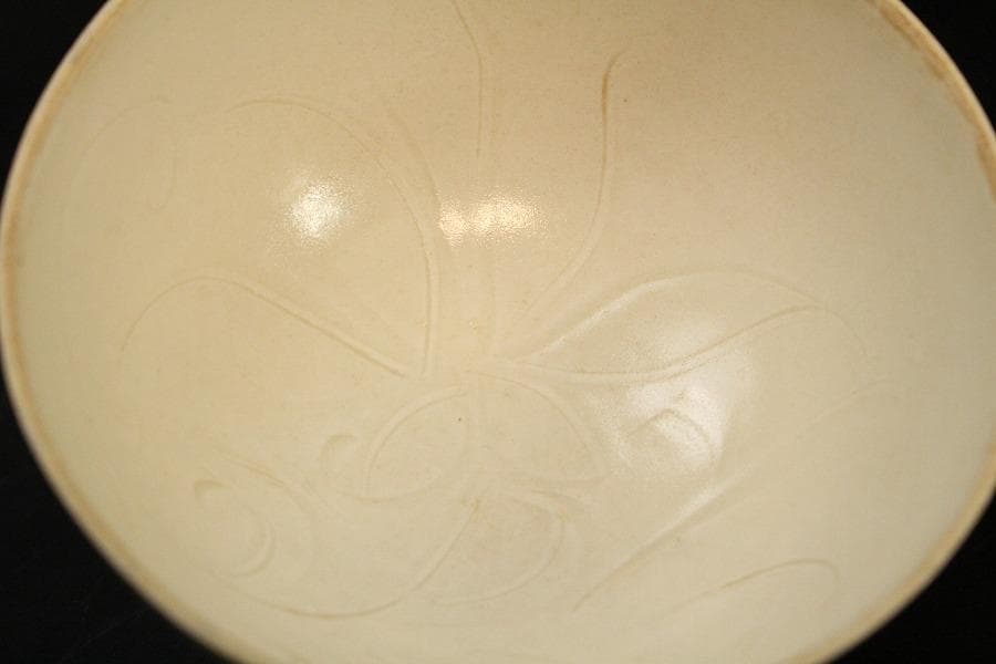 中国美術 白磁 刻 花紋 碗 宋白磁 φ9.5cm 茶道具伝来(K-YC345)