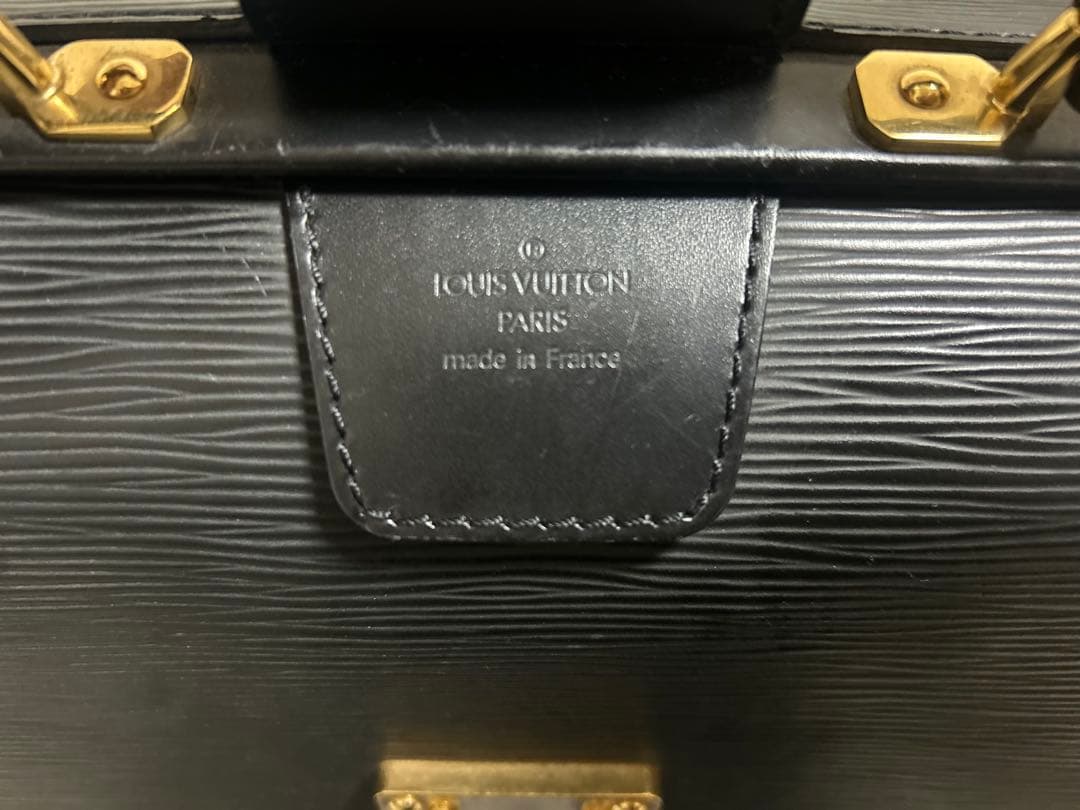 正規極美品✨ ルイ・ヴィトン エピ セルヴィエットフェルモワール ドクターバッグ
