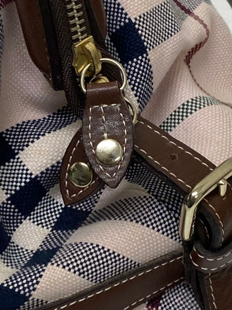 3-3202 Burberry ブルーレーベルのノバチェック柄キャンバス