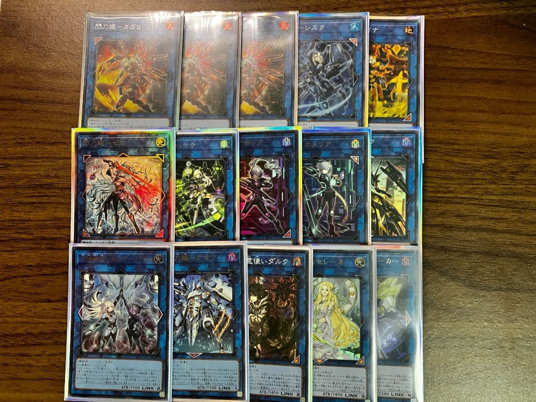 【即日発送可】 新制限対応！ 遊戯王 閃刀姫 アジア版 デッキ 初版 DBDS