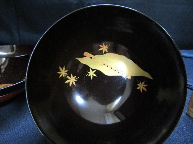 ★朱塗椀　楽器金蒔絵　吸物椀　木製漆器　和楽器　共箱蓋裏に銘　計10客★