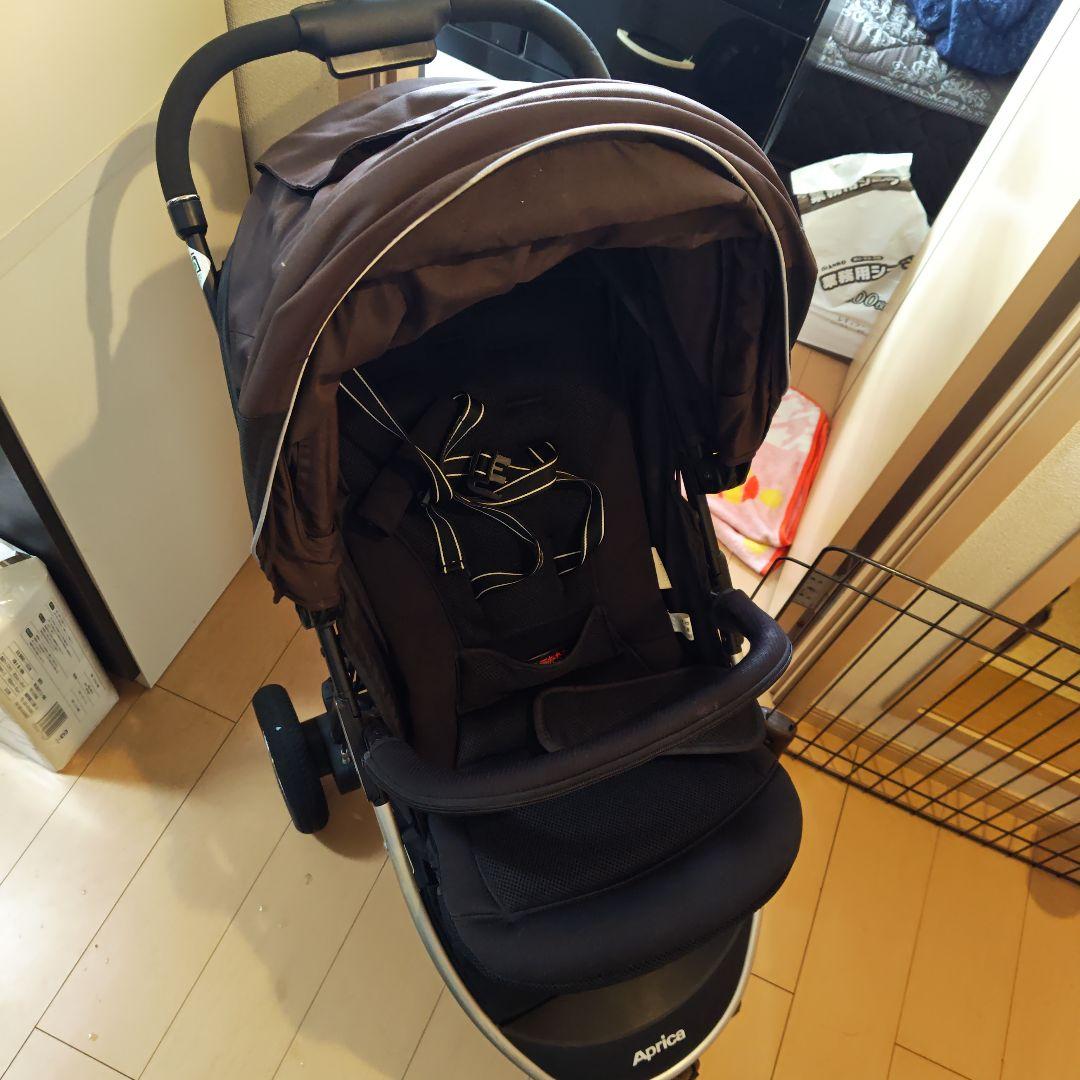 Aprica 折りたたみ式ベビーカー ブラック