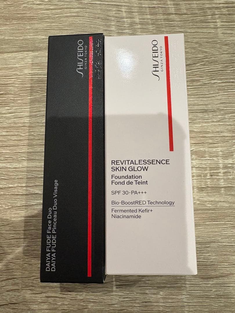 資生堂　エッセンススキングロウファンデーション140　ブラシセット