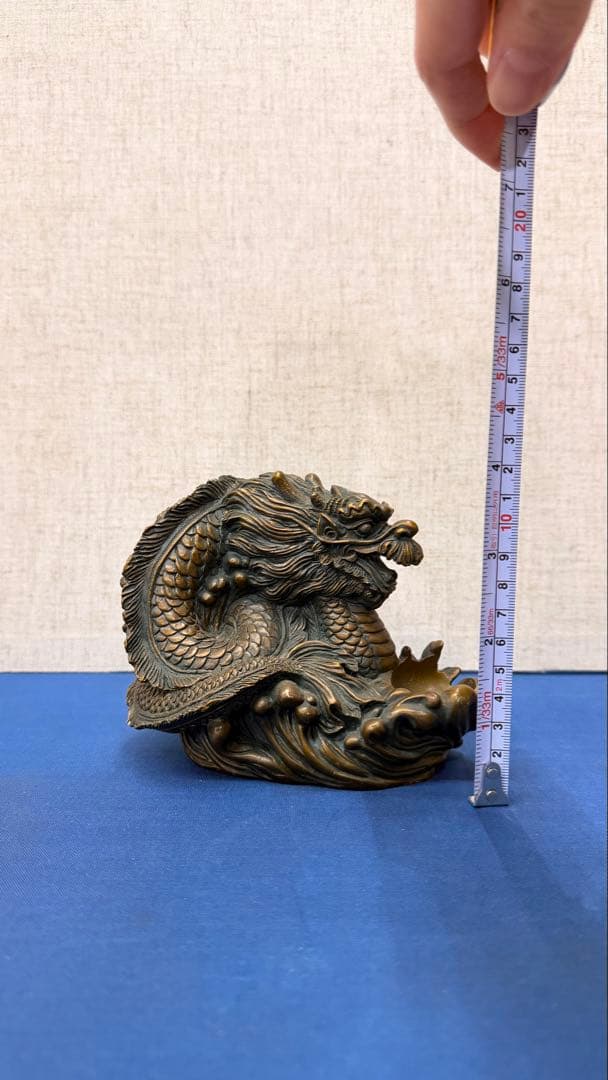 一点物 古銅製 老龍戲珠 置物 波乗り龍 透明玉 14cm 威厳と慈愛