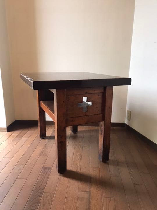 アンティーク　教会　チャーチ　テーブル