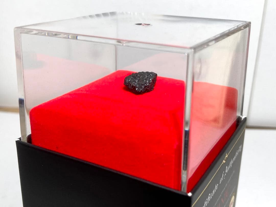 【超希少】タイタニック号の石炭｜RMS Titanic社公式販売アイテム