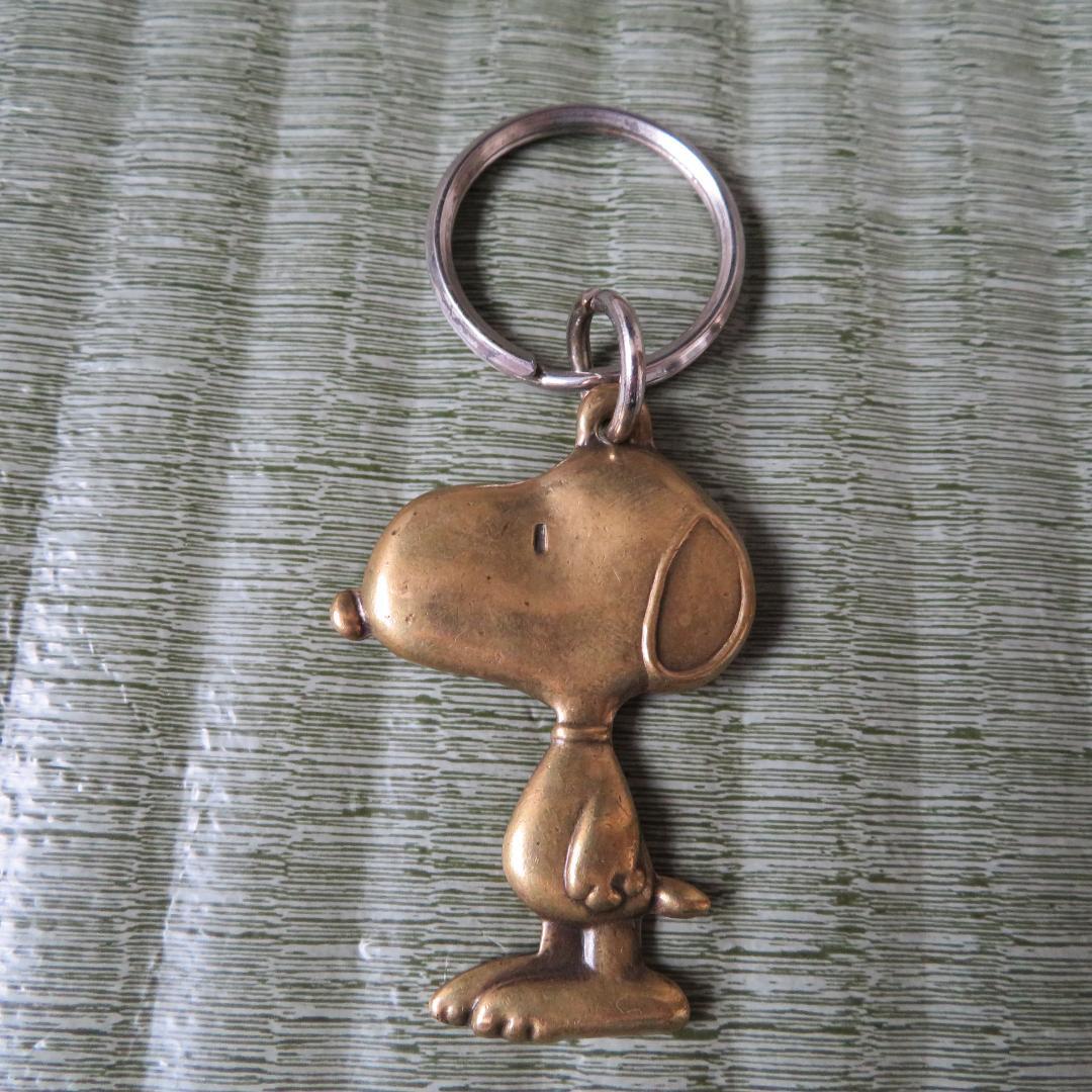 レトロ　スヌーピー SNOOPY 　真鍮　キーホルダー　　ヴィンテージ