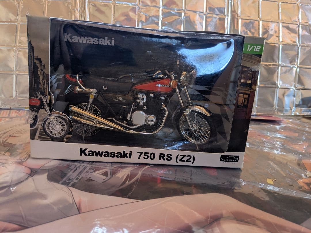 アオシマ　Kawasaki 750 RS (Z2) 1/12スケールモデル