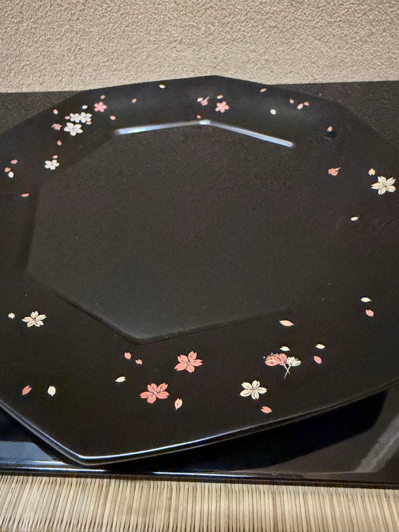 輪島塗　鬼平慶司　桜花文　八角盆　共箱