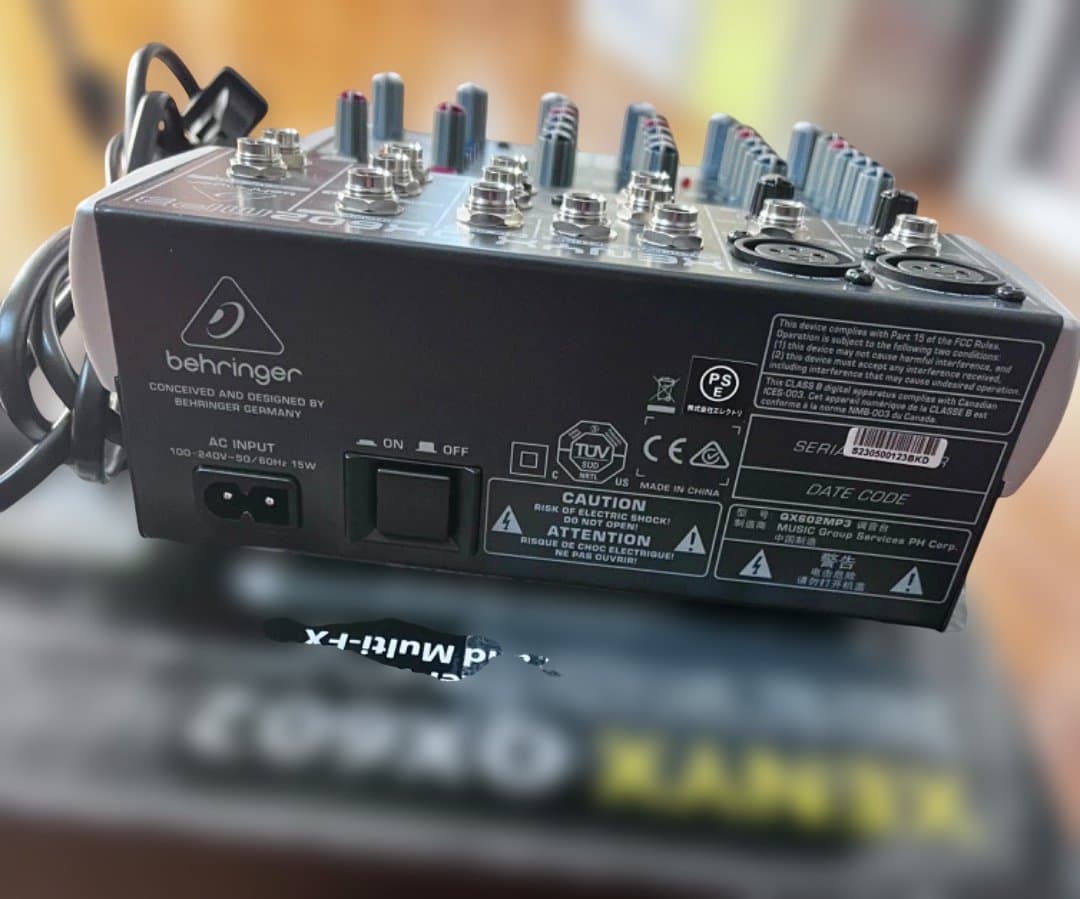 BEHRINGER XENYX QX602 MP3 アナログミキサー・USB