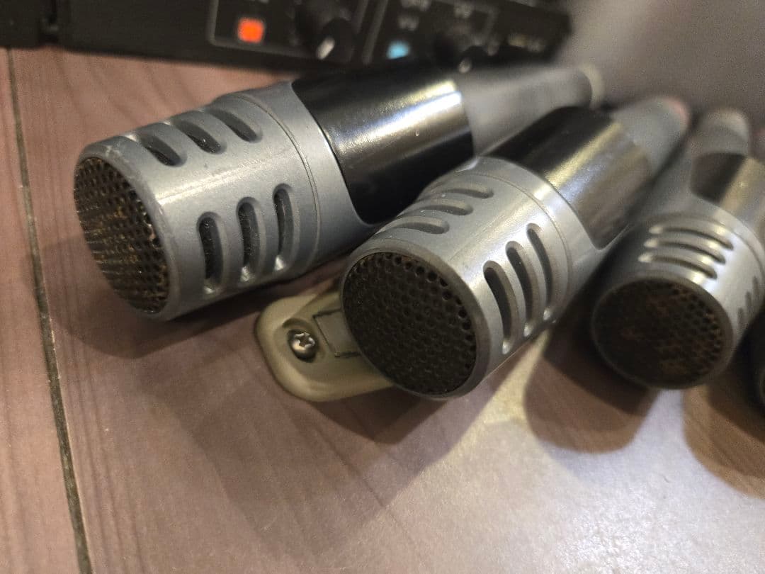 TOAワイヤレスマイクチューナーチャージャーセットIR-200M300M702T