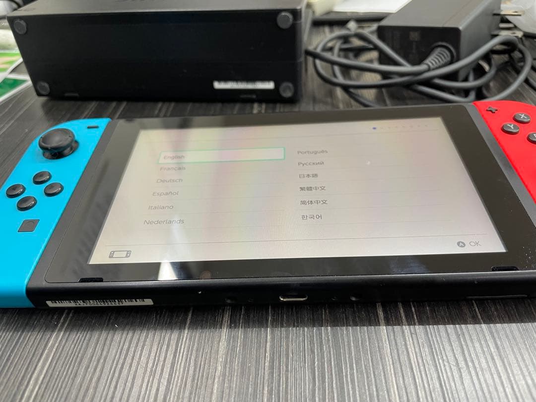 Nintendo Switch ニンテンドー　スイッチ　本体　HAC-001