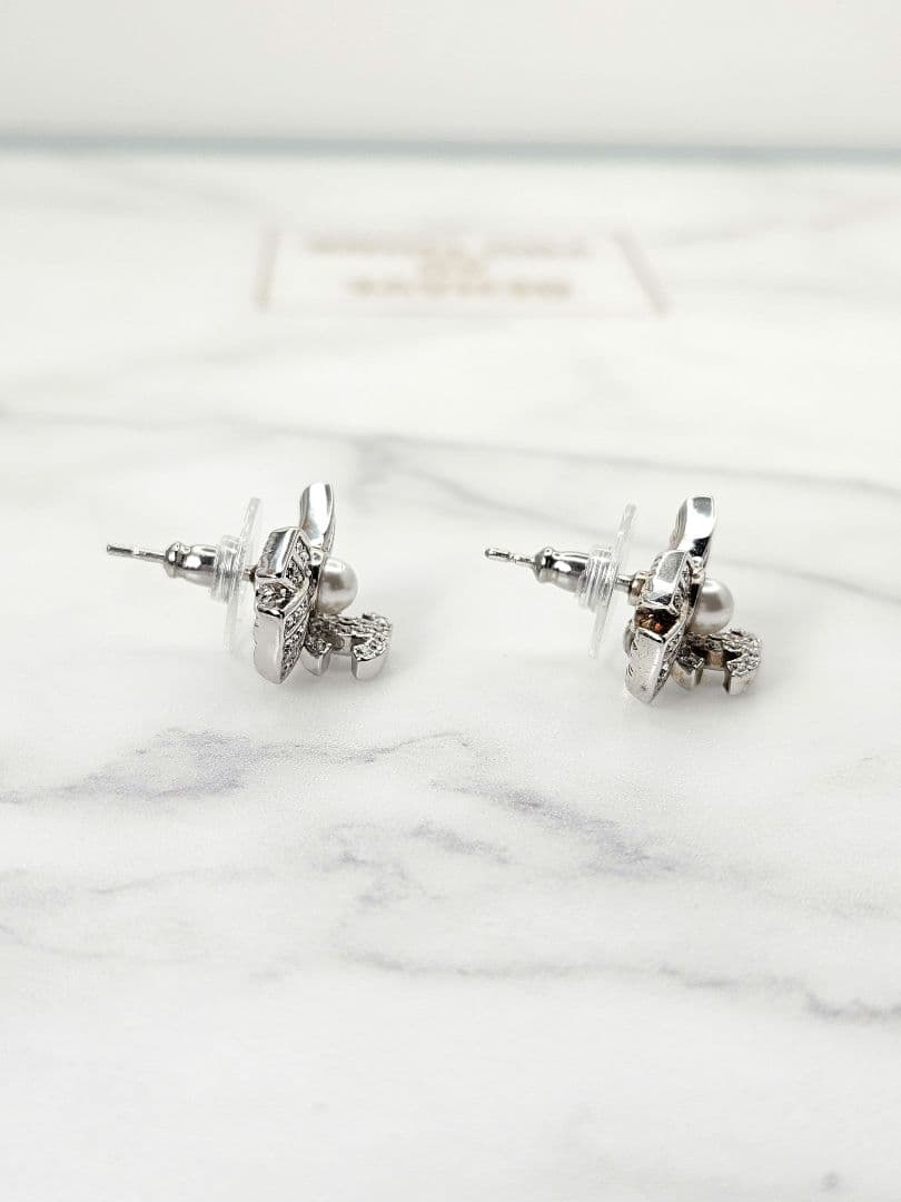 CHANEL シャネル リボンモチーフ ココマーク ラインストーン ピアス