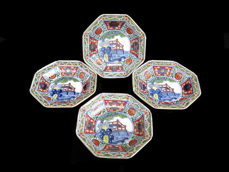 大聖寺伊万里　菊に龍　岩に欄干の図　八角４寸皿　４枚　D702AS-fbho