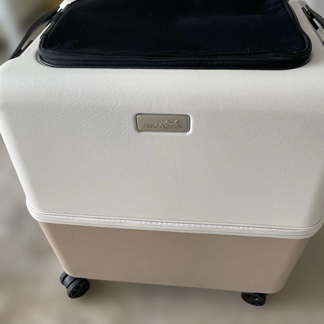 キャスター付きペットカート ホワイトとベージュ