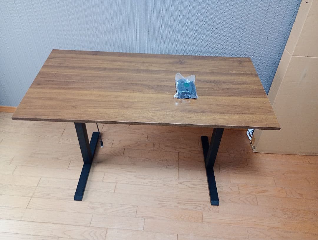 昇降デスク　ブラウン木製パソコンデスク