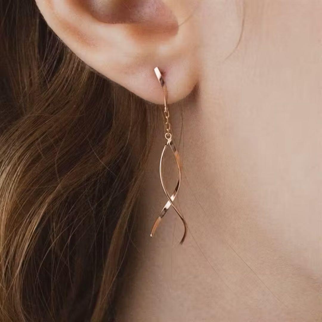 カナル ４℃ ピアス k10 ウェーブ