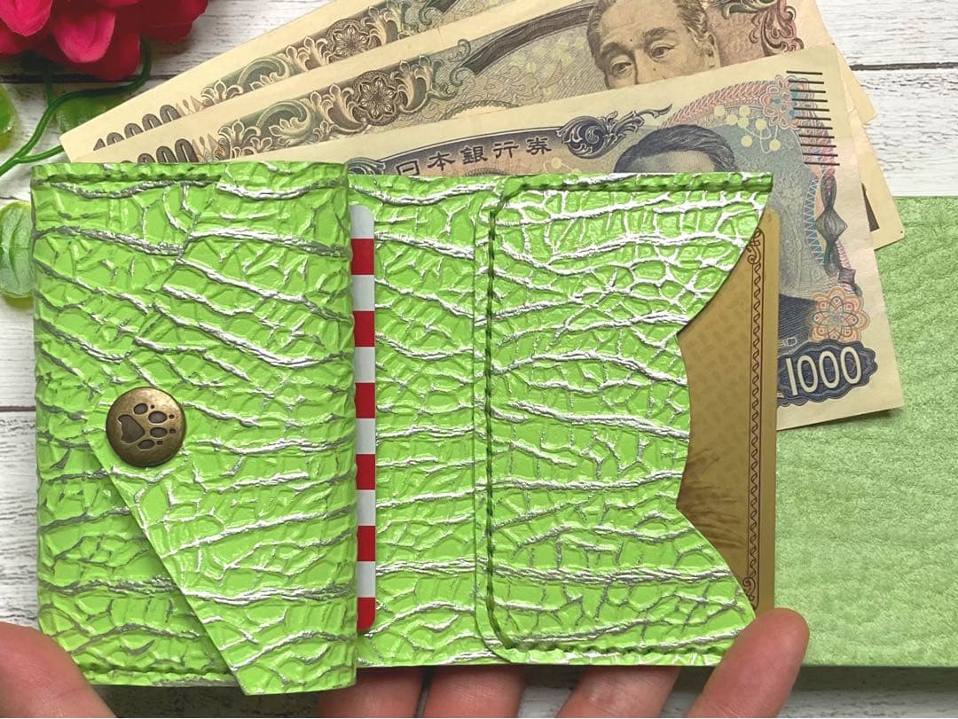 ❤【新作♪】【猫×メロン♪】お洒落可愛い猫モチーフのコンパクトミニ財布♪メロン柄