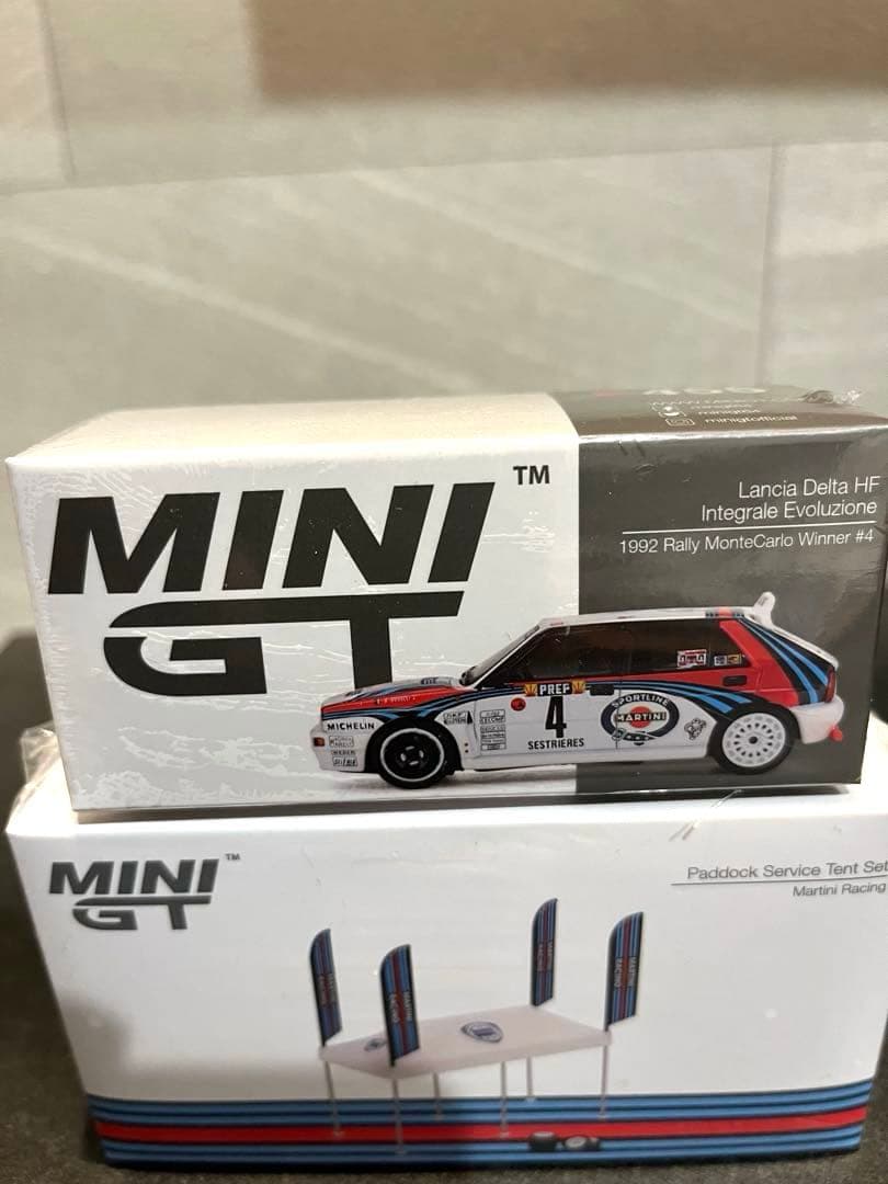 MINI GT ランチアデルタHFインテグラーレ 455 パドック2点セット