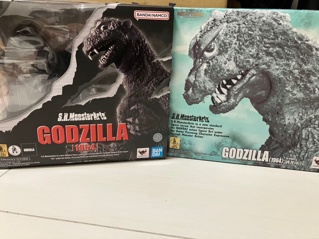 SHモンスターアーツゴジラ1954&SHモンスターアーツゴジラ1964