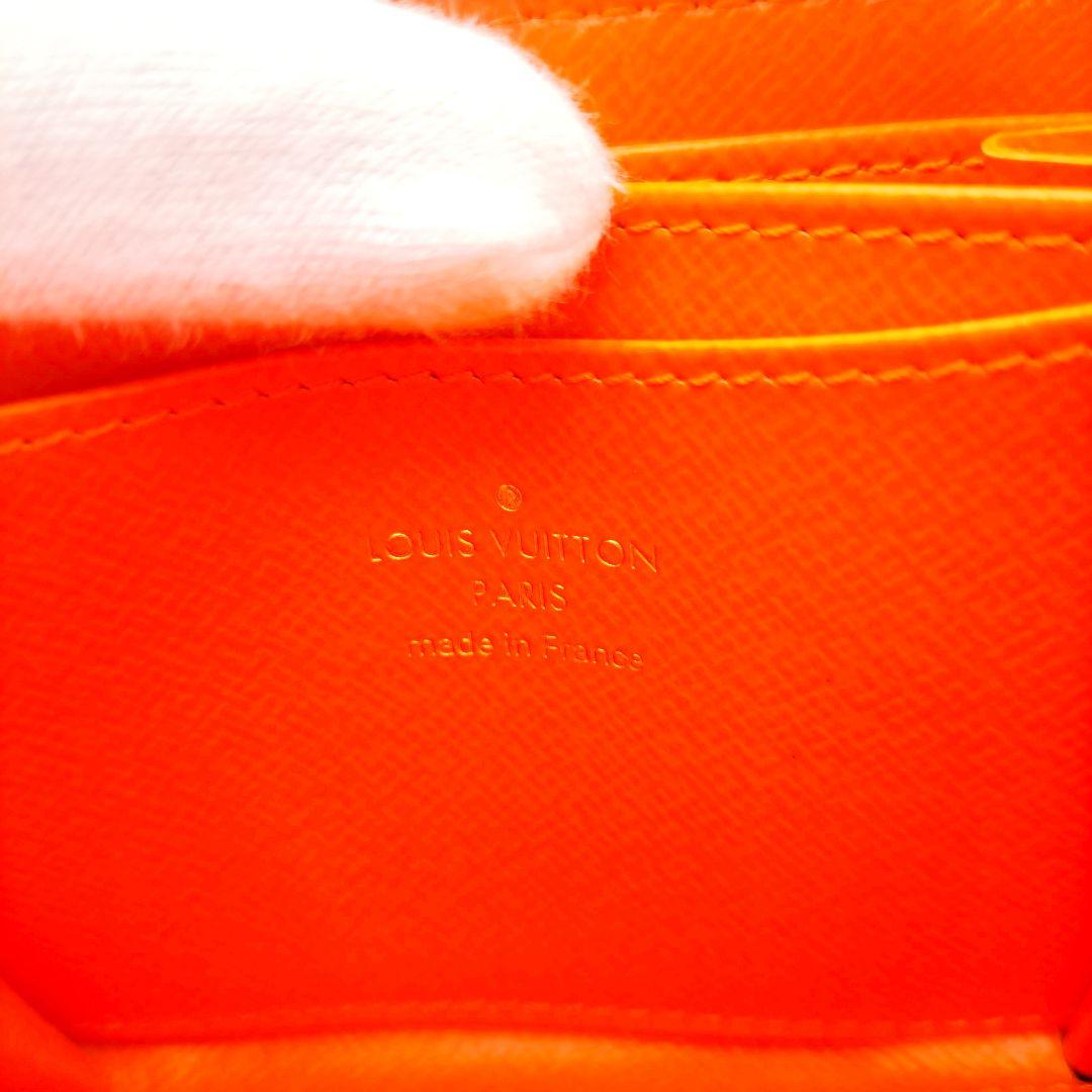 ルイ・ヴィトン ジッピーパース 小銭入 モノグラムグラフィティM93708