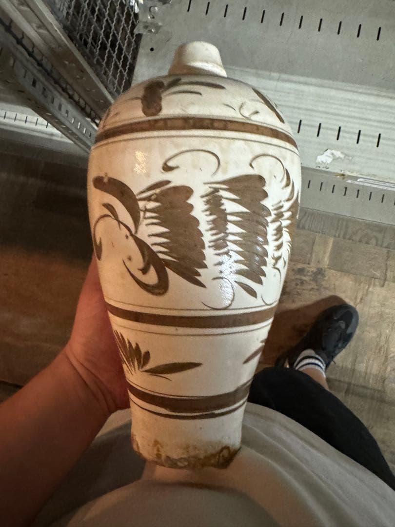 ‼️リサイクルFORTへフォロー‼️唐物買取6/7⑨‼️中国の磁州窯で花模様の花瓶‼️