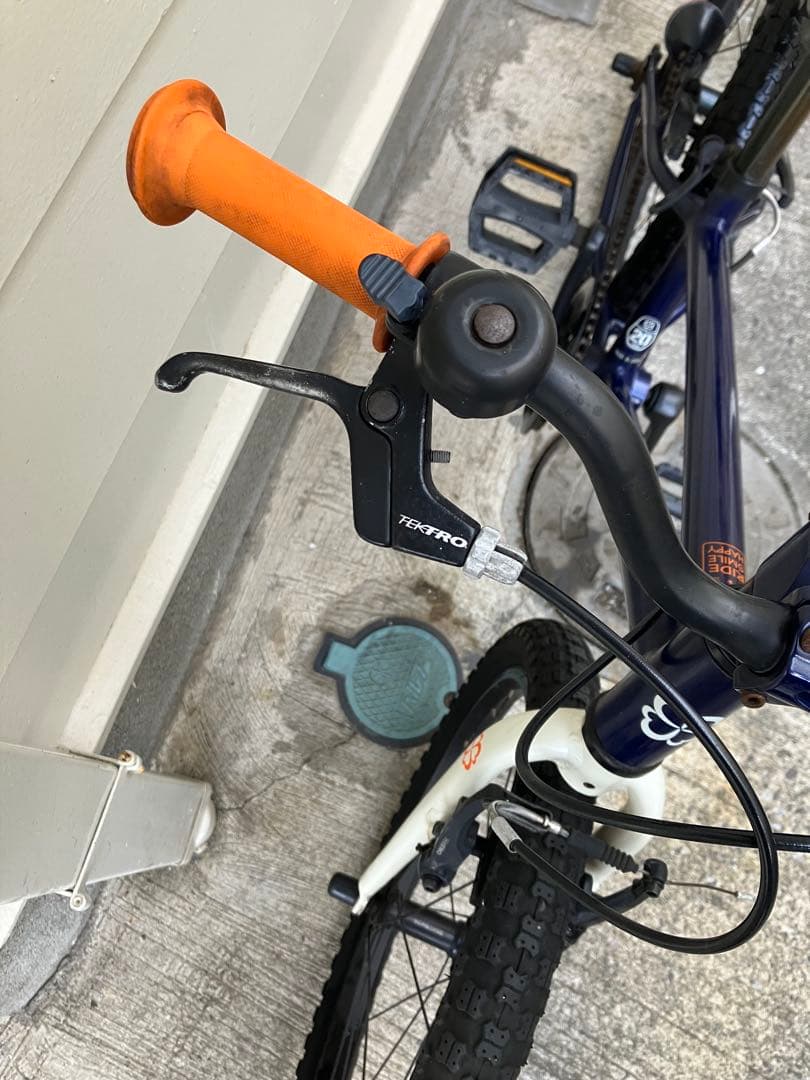 ヨツバサイクル キッズバイク 20インチ 東京引取りのみ