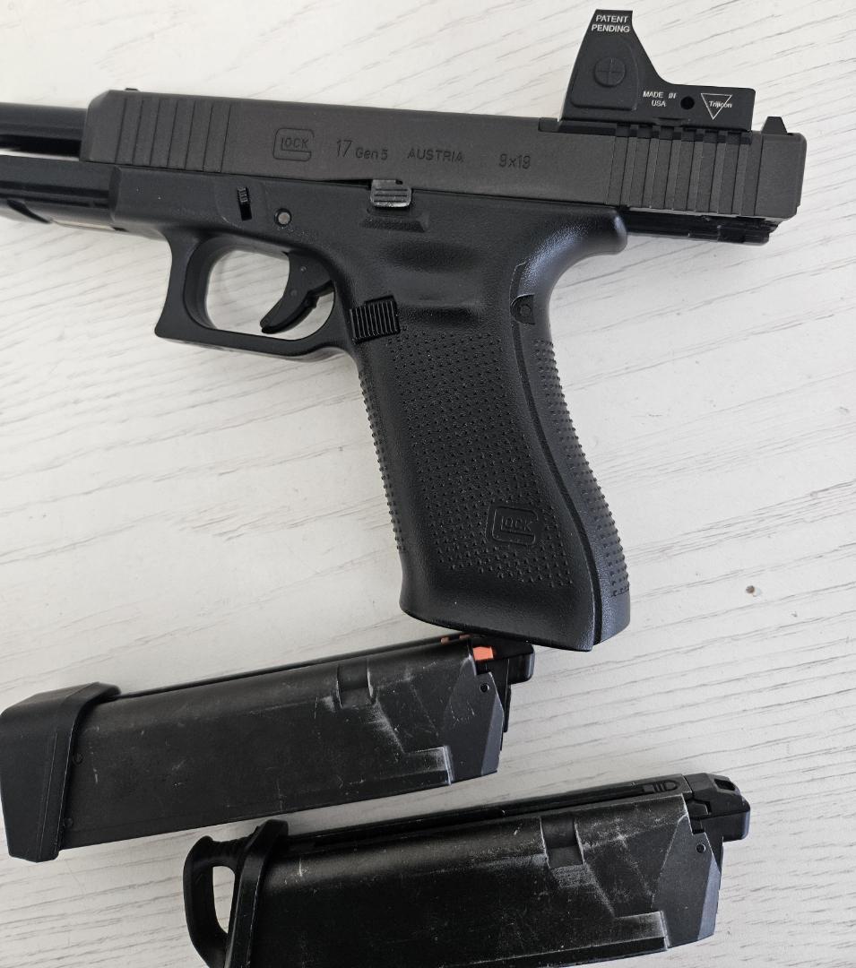 東京マルイ Glock17 Gen.5 セット