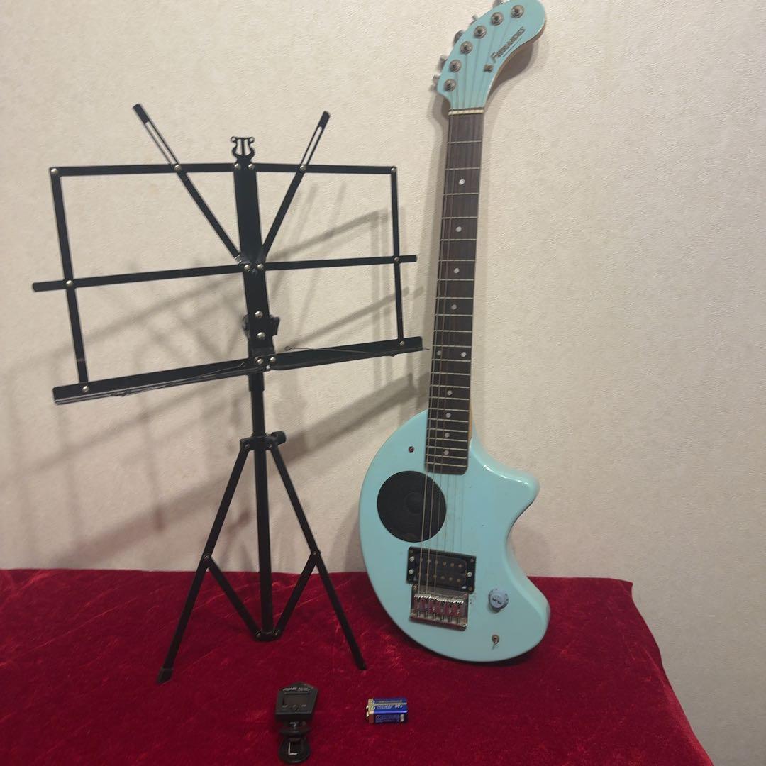 Fernandes フェルナンデス ZO-3 エレキギターアンプ内蔵 おまけ付