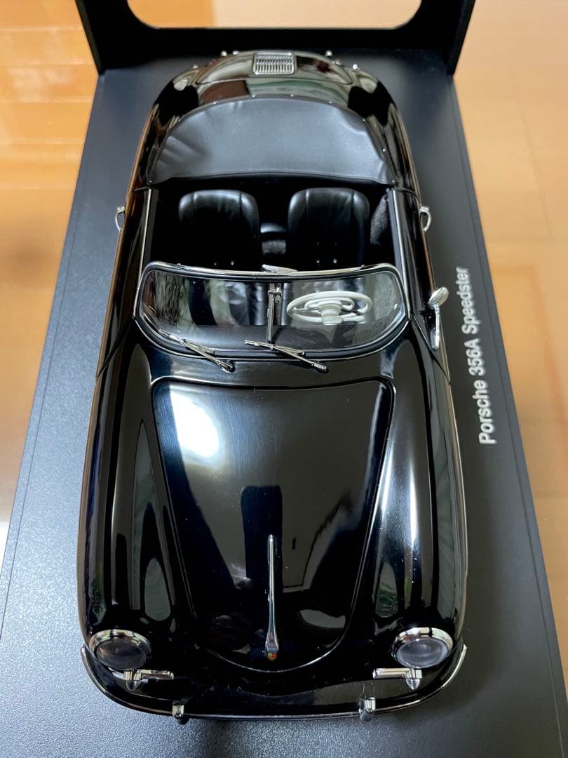 価格変更1/18 オートアート ポルシェ356A スピードスター ブラック未展示