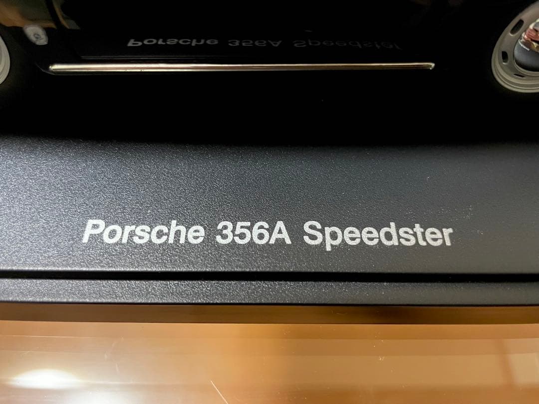 価格変更1/18 オートアート ポルシェ356A スピードスター ブラック未展示