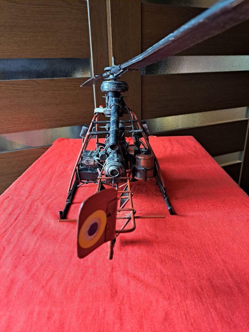 OSA 出品‼️ヘリとプロペラ機２点‼️