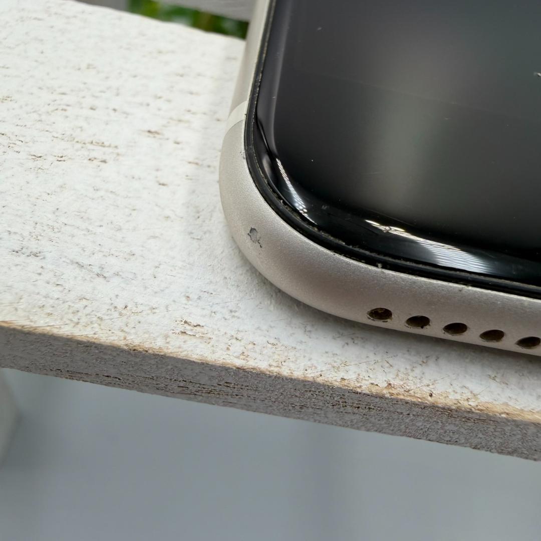 iPhone SE第3世代 64GB スターライト 338