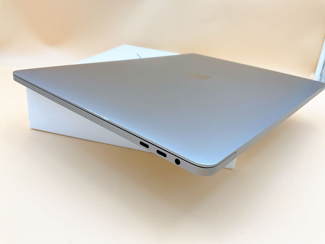 充電92回☆Macbook Pro 2018 15in Corei7 16GB