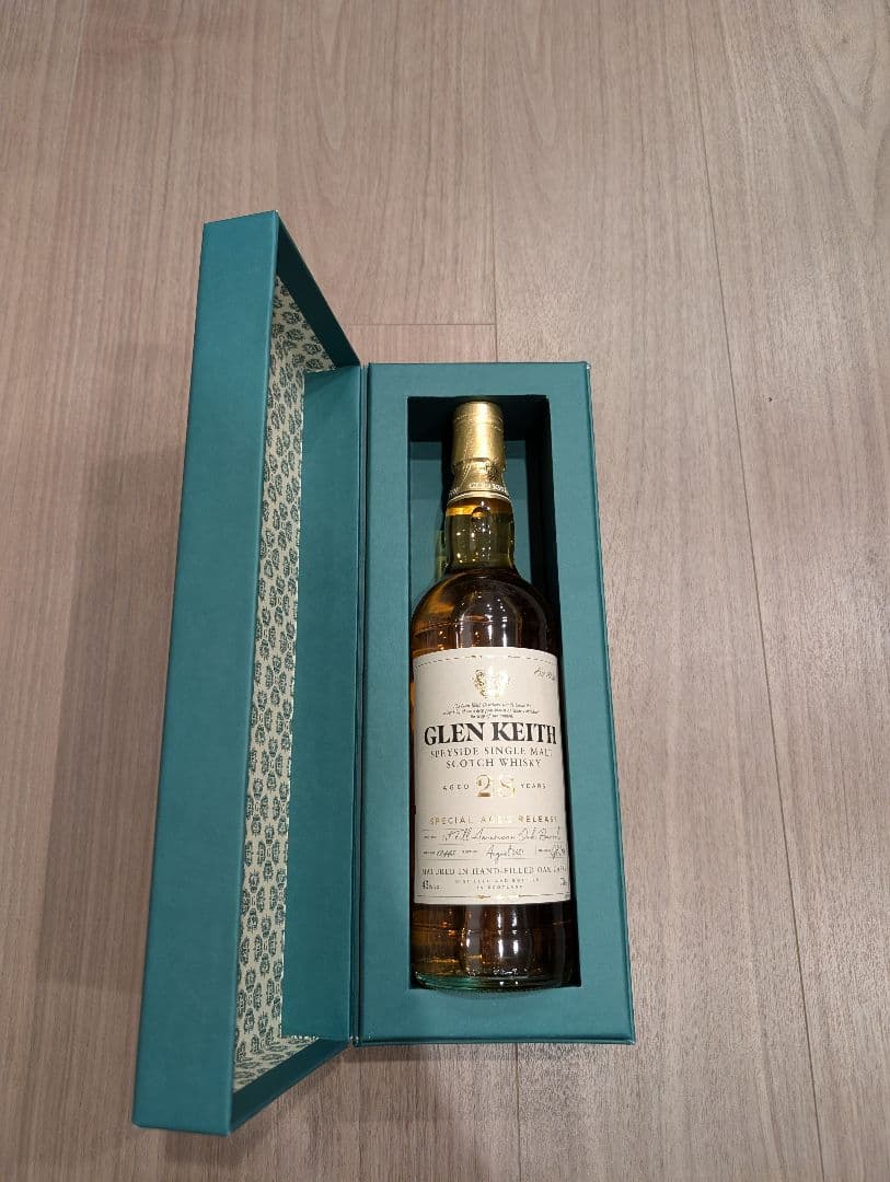 グレンキース　GLEN KEITH 28年　700ml