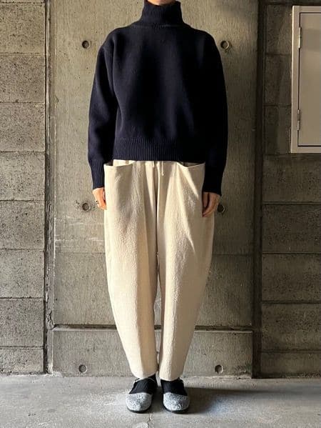 アトリエナルセ コットンウールツイルサルエルパンツ キナリ