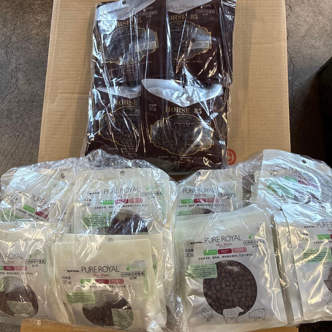 ピュアロイヤル　ミックスミート、ホース混在　2700g