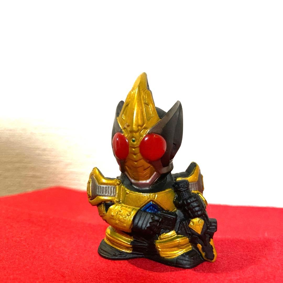 仮面ライダー剣 キングフォーム 剣崎一真 フィギュア 当時物 SHF 真骨彫 王