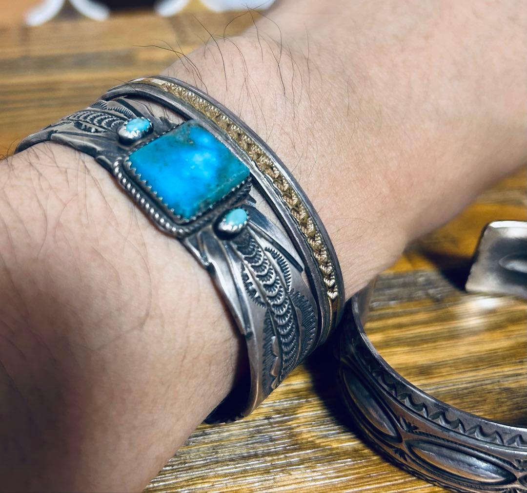 ナバホ　NAVAJO ビンテージ　バングル　シルバーブレスレット　ターコイズ