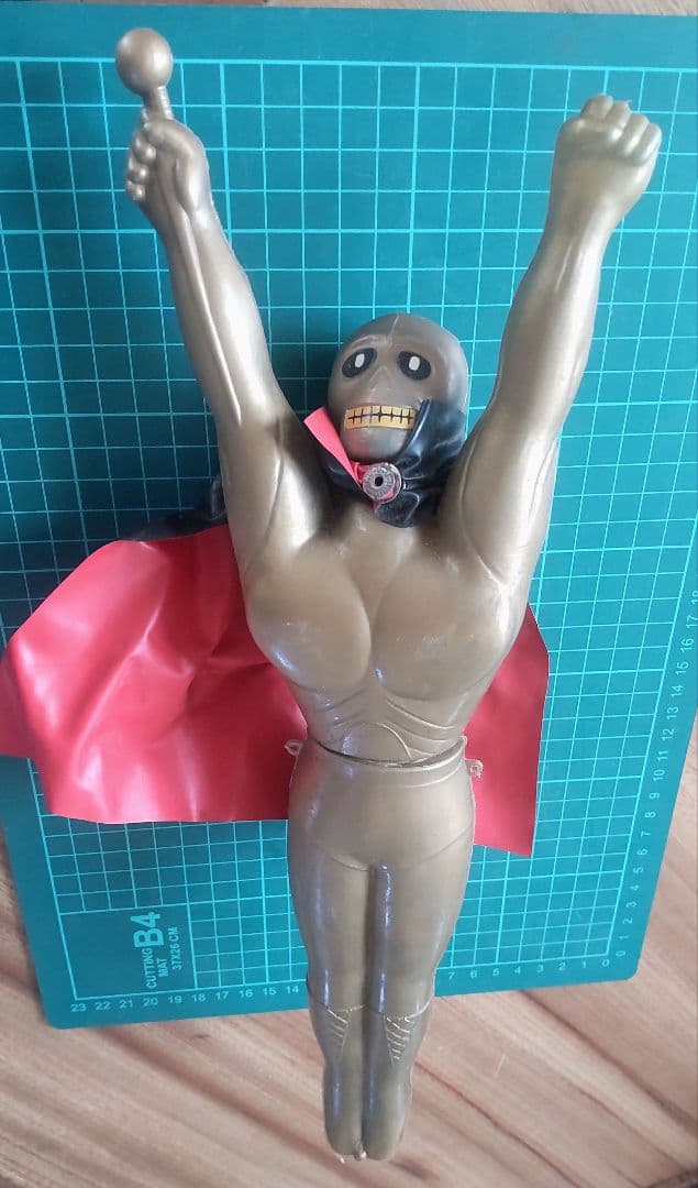 「大切に保管していました」>黄金バット誕生／日本初 スーパーヒーロー