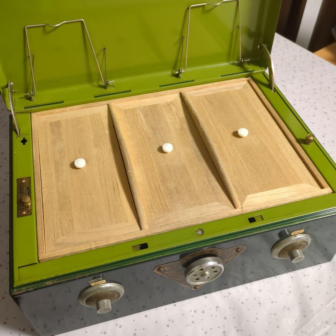 SALE　貴重　ITOKI　手提げ金庫　ベル付き　MADEIN　JAPAN