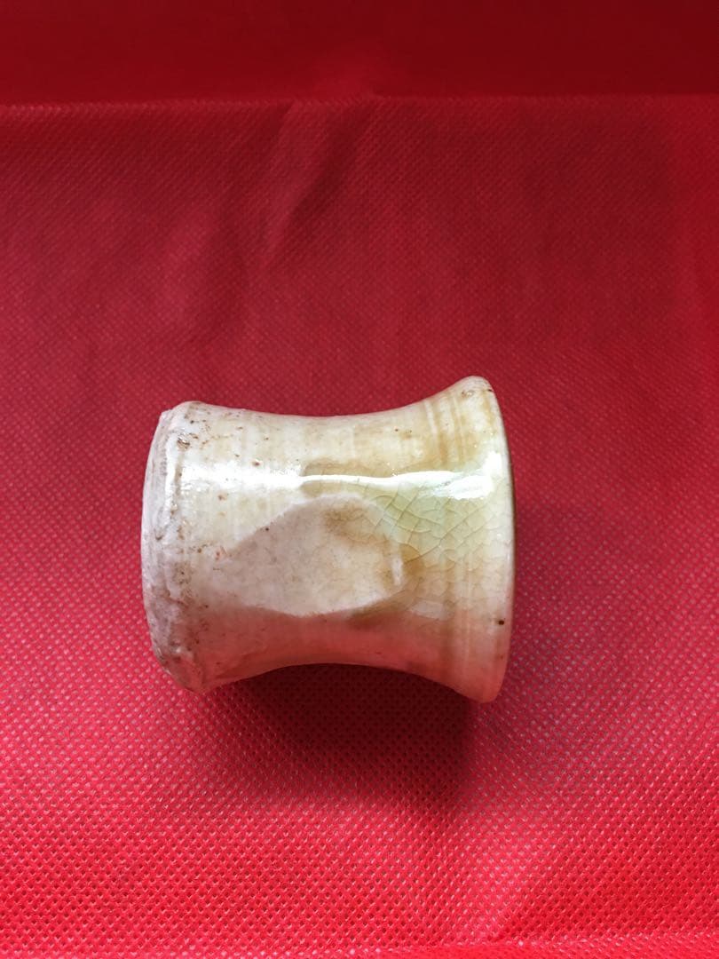 美濃焼　茶筅立て　(天正末年から江戸前期)