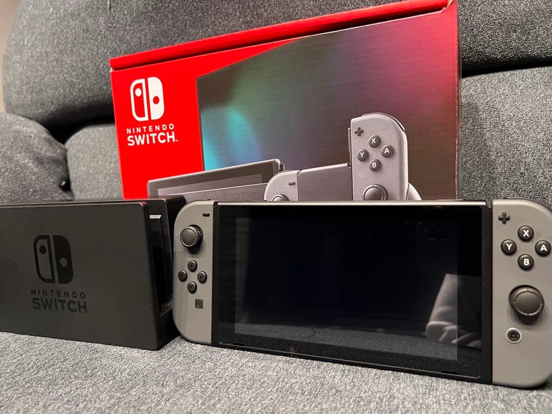 Switch 本体　ブラック　グレー　Nintendo 任天堂　付属品完備