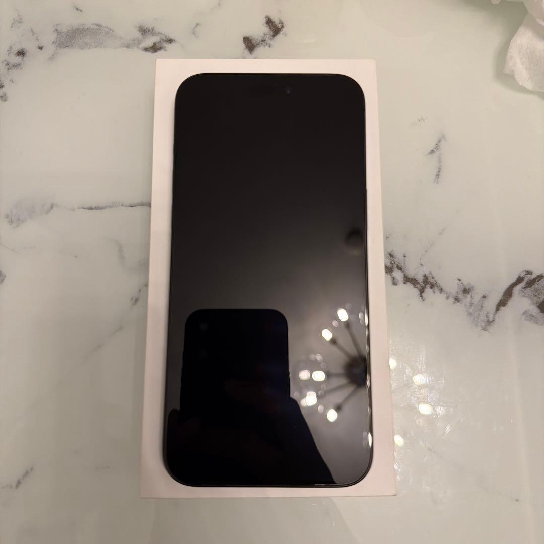 UMI　美品　iPhone15promax 256GB ブラック　箱付き