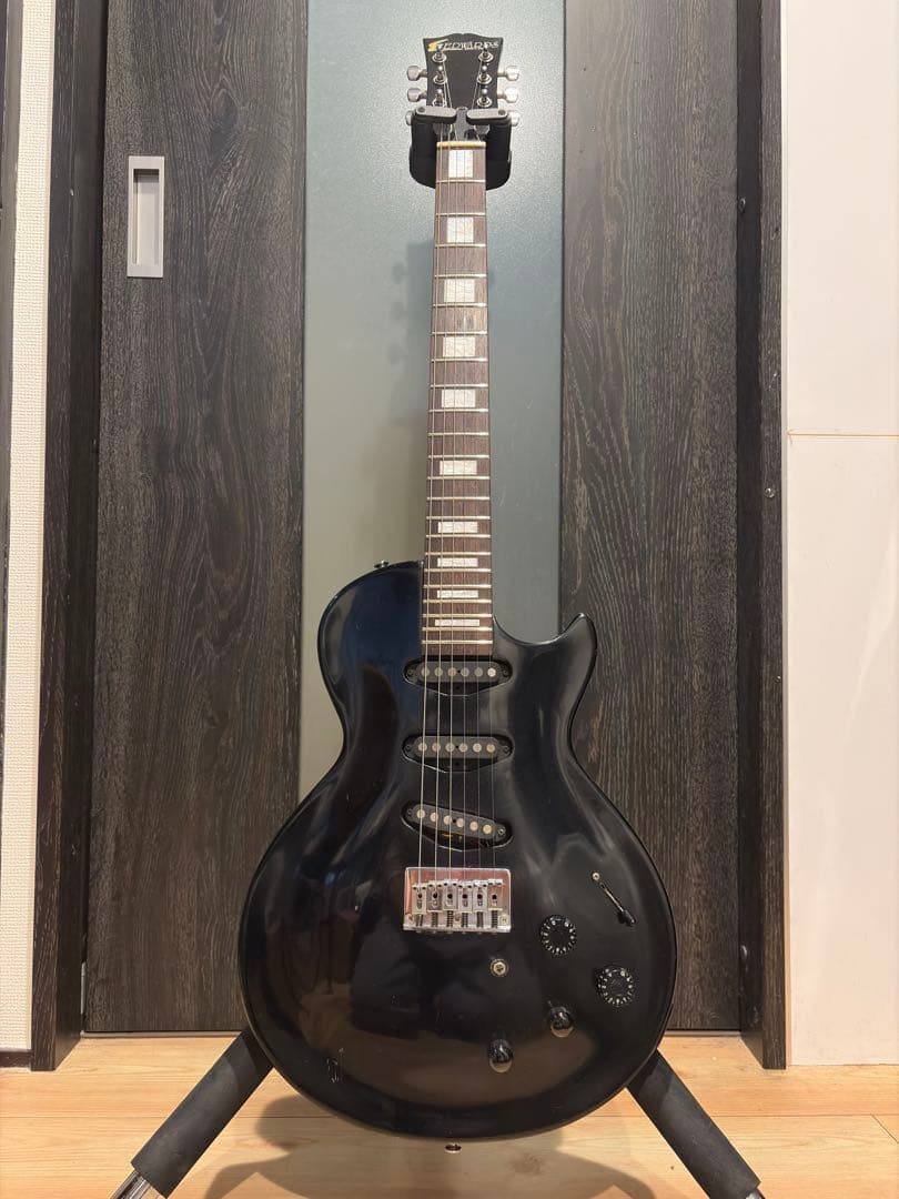 Edwards by ESP エドワーズ E-I-85LP