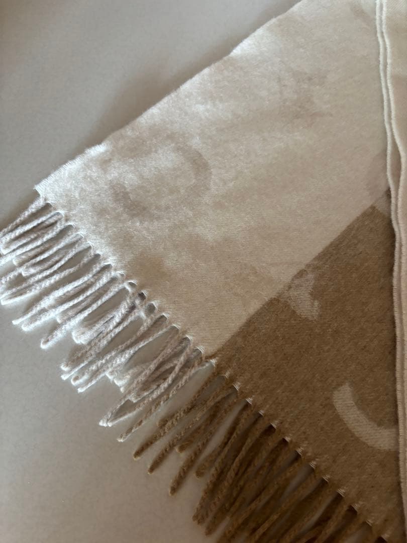 新品未使用セリーヌスカーフ/ウール＆カシミア