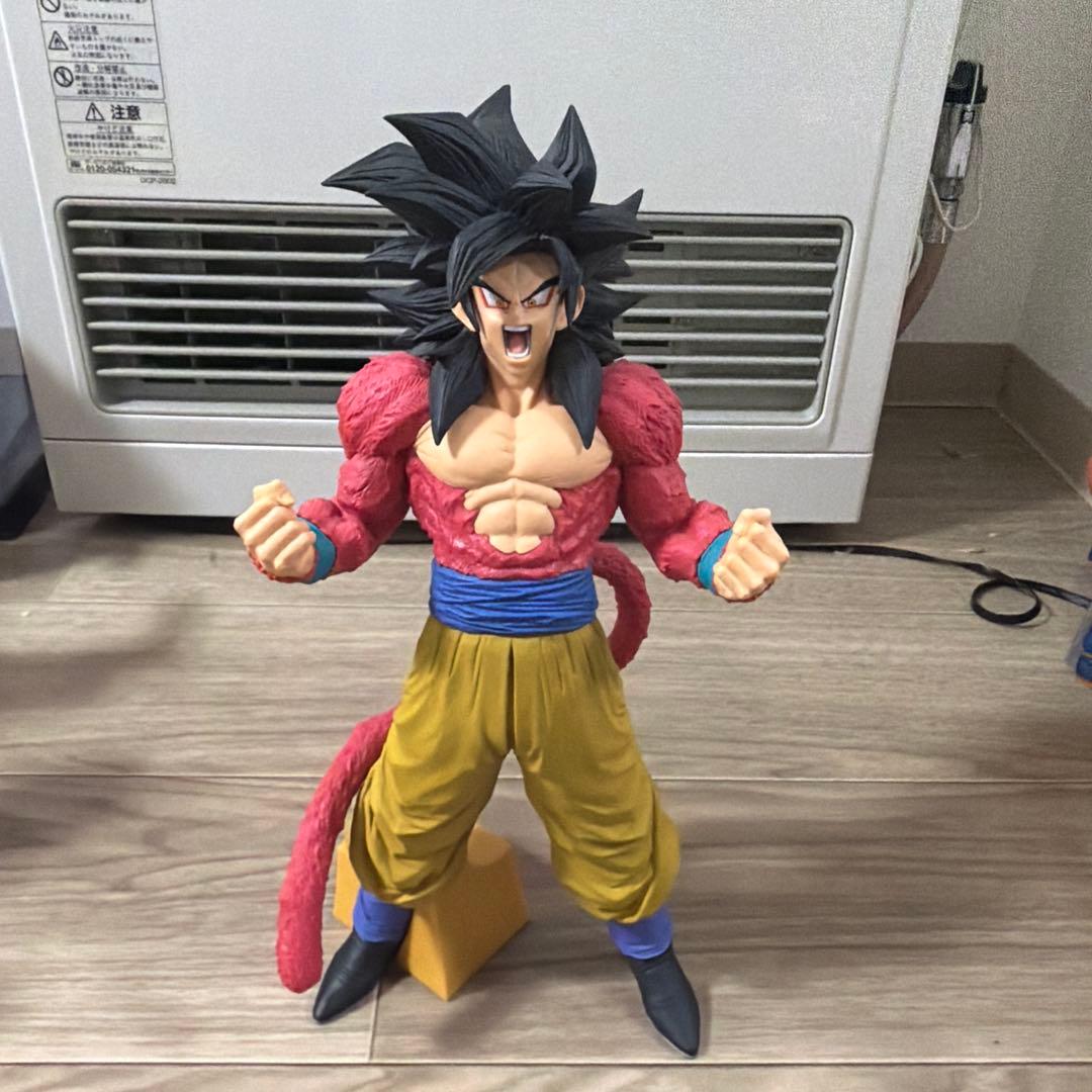 ドラゴンボールSMSP 孫悟空スーパーサイヤ人4 フィギュア