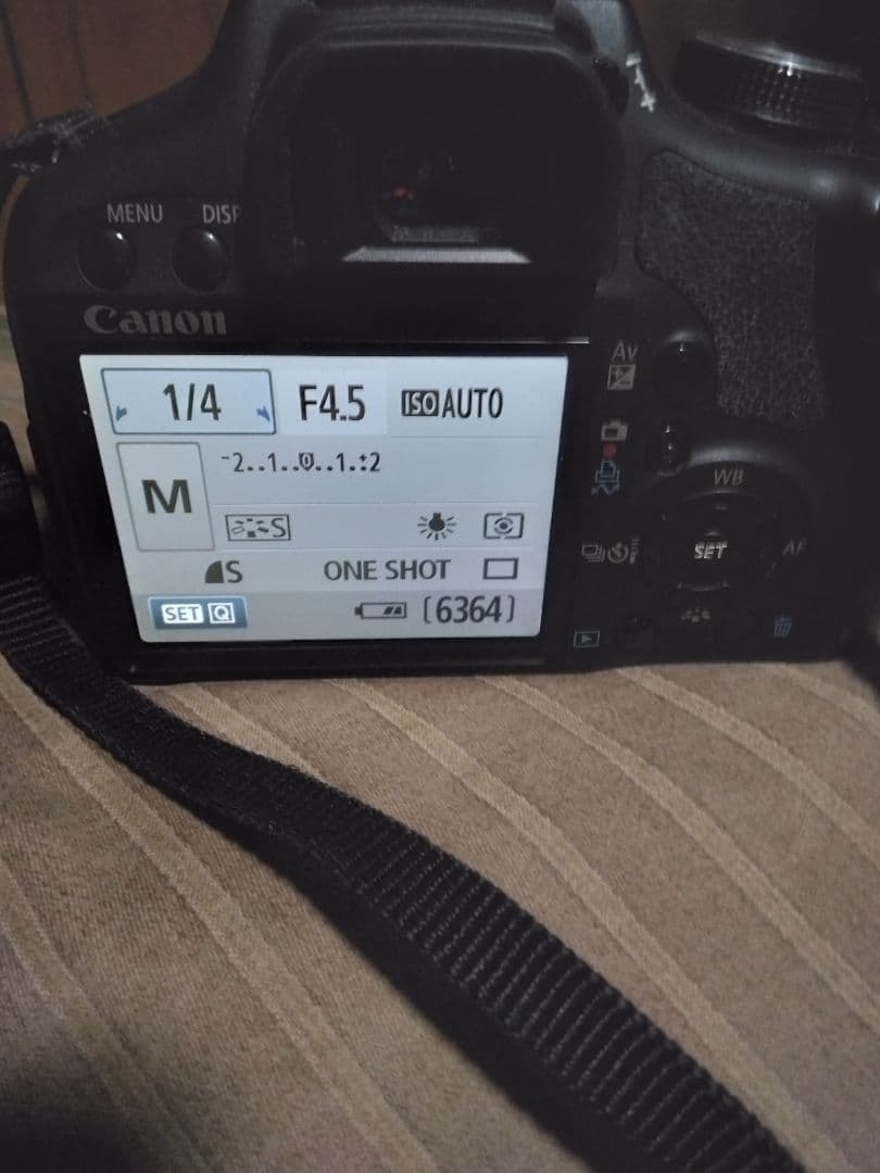 Canon EOS kiss x3 デジタル一眼レフカメラ
